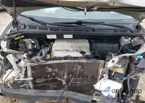 2004 Toyota Sienna Xle z USA, uszkodzony, nr VIN 5TDZA22C84S197302